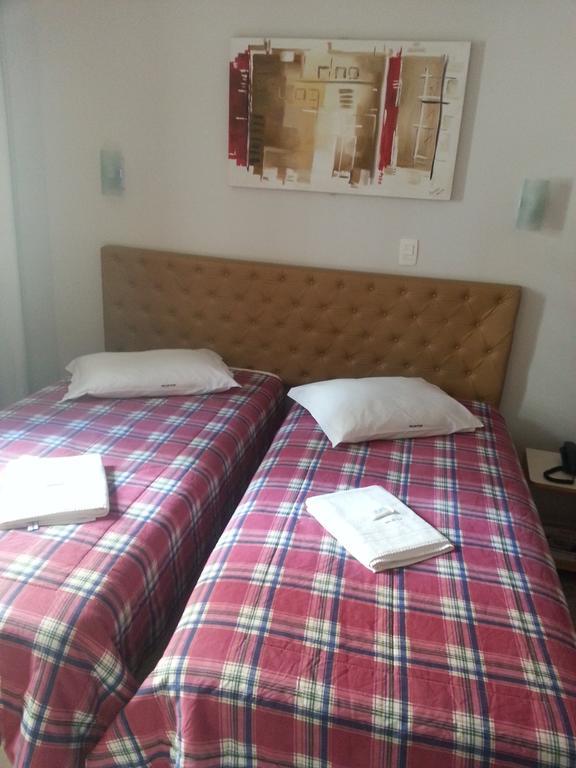 Hotel Pousada Valintur Balneário Camboriú الغرفة الصورة